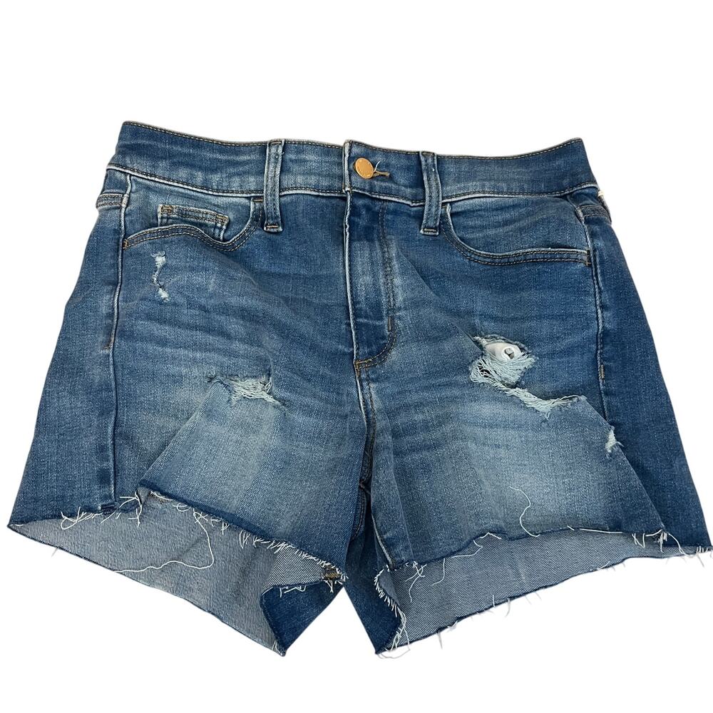 Universal Thread Women's Medium Wash High-Rise Jean Shorts - Size 6 - NWT